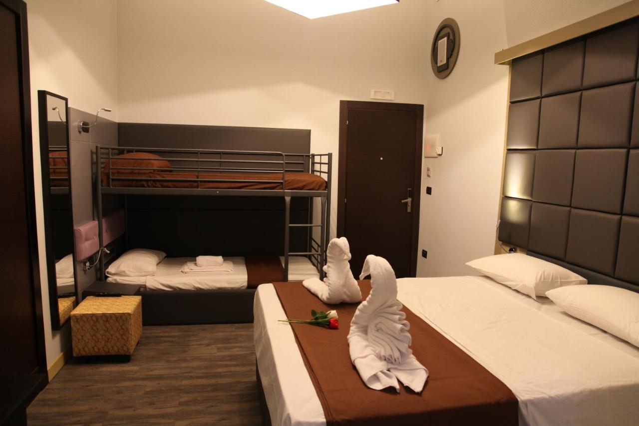 Dolce Vita Rooms & Breakfast Νάπολη Εξωτερικό φωτογραφία