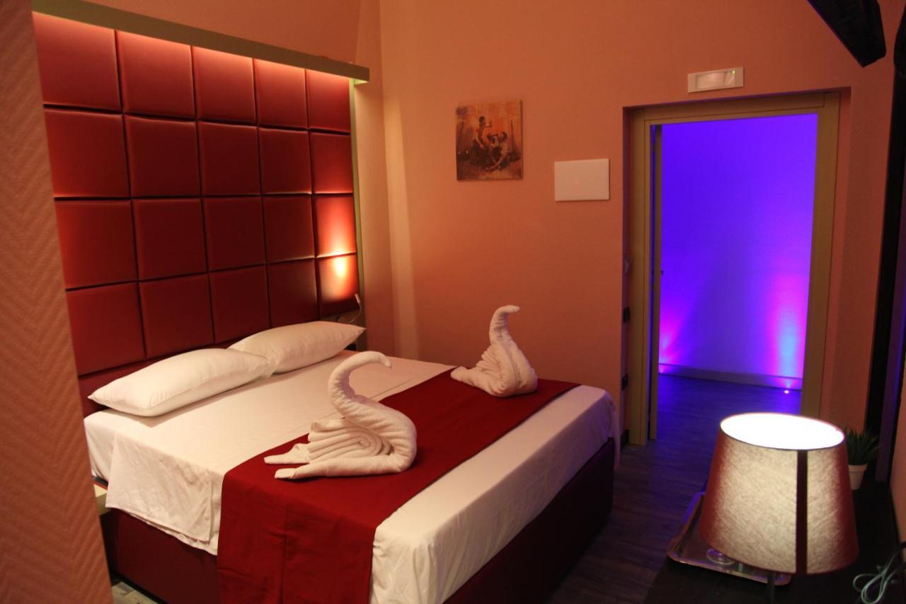 Dolce Vita Rooms & Breakfast Νάπολη Εξωτερικό φωτογραφία